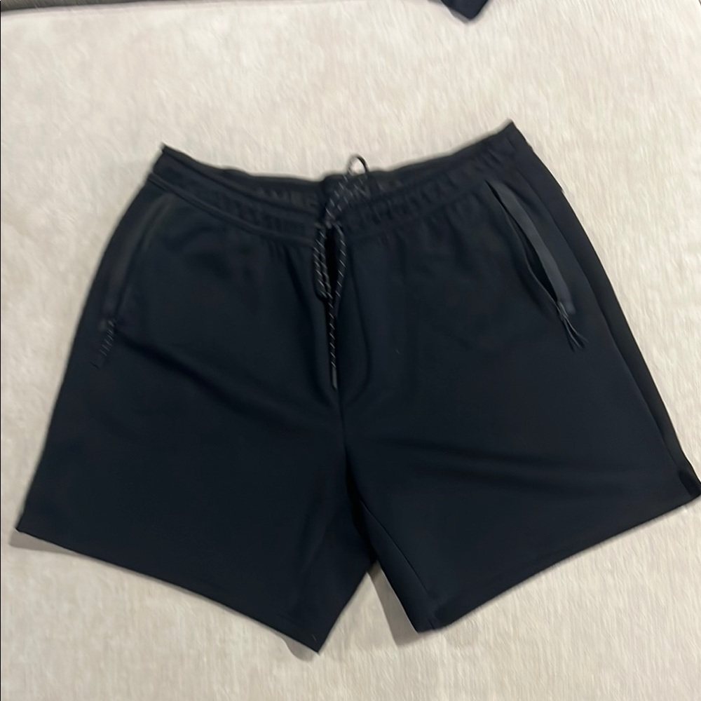 American Eagle Outfitters Black Hybrid Shorts 6in inseam
